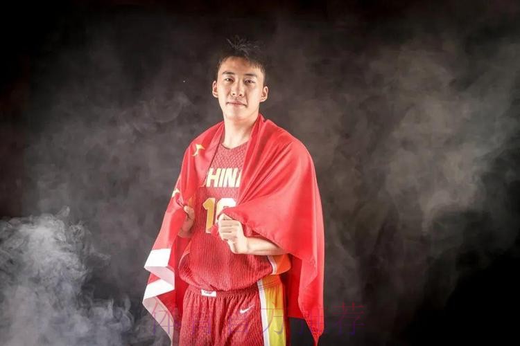 主教练：我对王俊杰很严格，他有潜力&希望他更全面