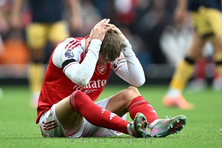 皇马对厄德高膝伤进行治疗 恢复情况已达预期效果 皇马对厄德高膝伤进行治疗 恢复情况已达预期效果