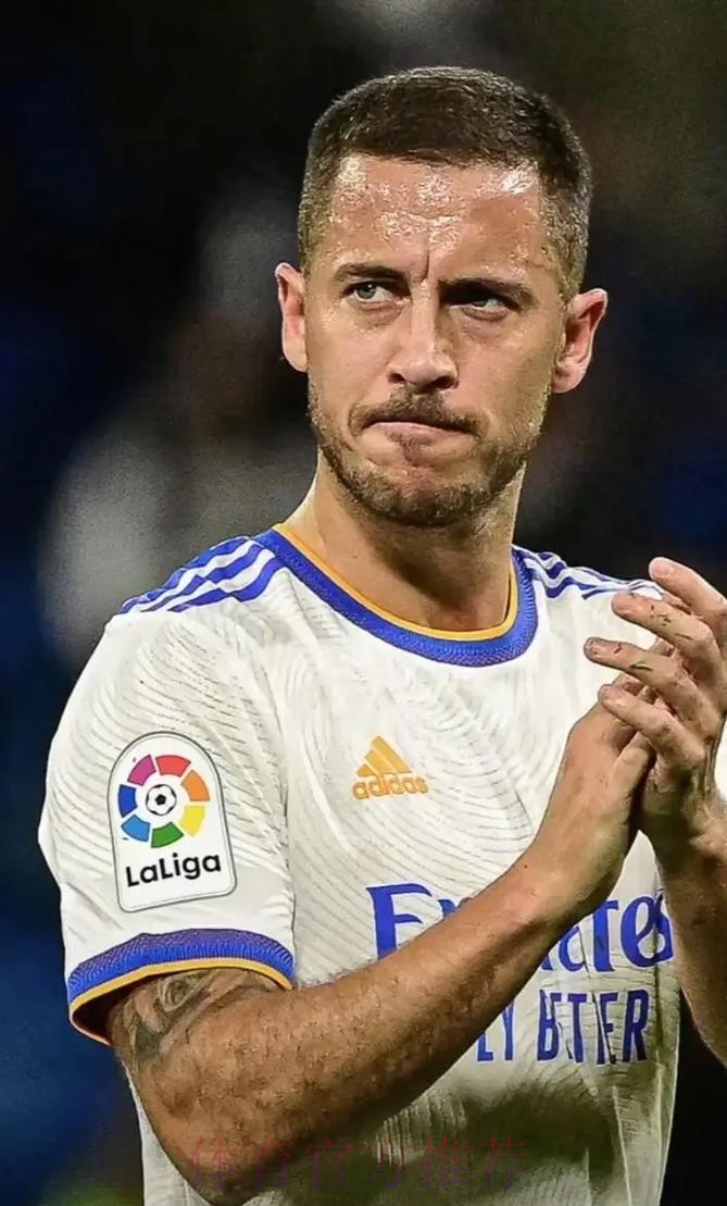 记者：阿扎尔已经减重4公斤 有望提前复出